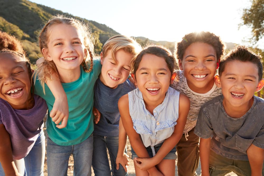 happy-children-healthy-teeth